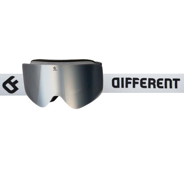 FAVOURITE - Snow white - Image 2